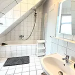 Apartment Femo Schick Und Edel Kpl Wohungen 2 Baeder Eigener Eingang Burbach (Siegen-Wittgenstein)