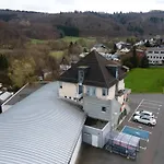 Femo Schick Und Edel Kpl Wohungen 2 Baeder Eigener Eingang * Burbach (Siegen-Wittgenstein)