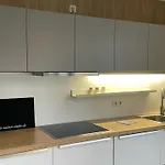 Femo Schick Und Edel Kpl Wohungen 2 Baeder Eigener Eingang Apartman