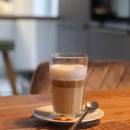 Femo Schick Und Edel Kpl Wohungen 2 Baeder Eigener Eingang Lejlighed