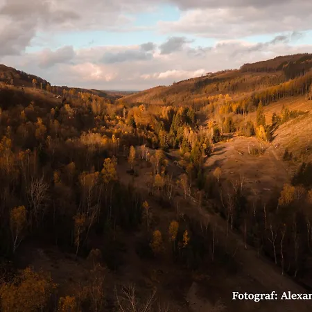 Femo Schick Und Edel Kpl Wohungen 2 Baeder Eigener Eingang Daire Burbach (Siegen-Wittgenstein)