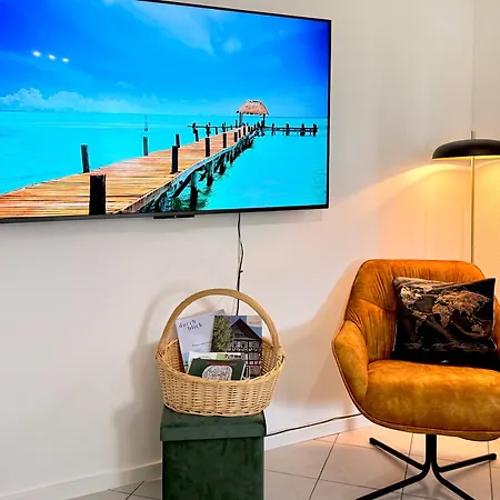 Femo Schick Und Edel Kpl Wohungen 2 Baeder Eigener Eingang *