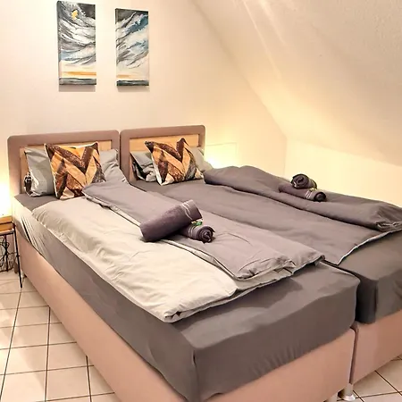 Femo Schick Und Edel Kpl Wohungen 2 Baeder Eigener Eingang Apartment *