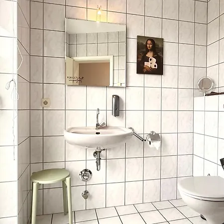 Femo Schick Und Edel Kpl Wohungen 2 Baeder Eigener Eingang *