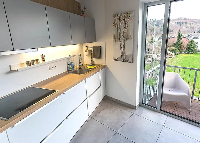 Femo Schick Und Edel Kpl Wohungen 2 Baeder Eigener Eingang * Burbach (Siegen-Wittgenstein)