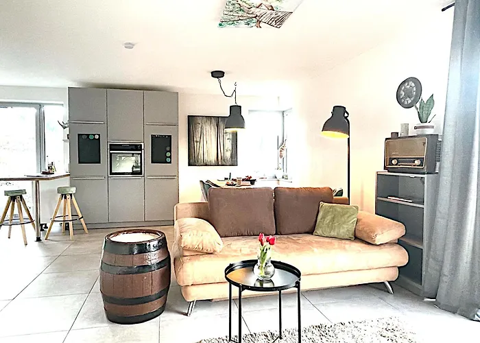 Femo Schick Und Edel Kpl Wohungen 2 Baeder Eigener Eingang