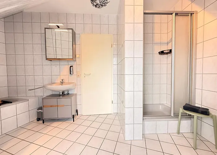 Femo Schick Und Edel Kpl Wohungen 2 Baeder Eigener Eingang * Burbach (Siegen-Wittgenstein)