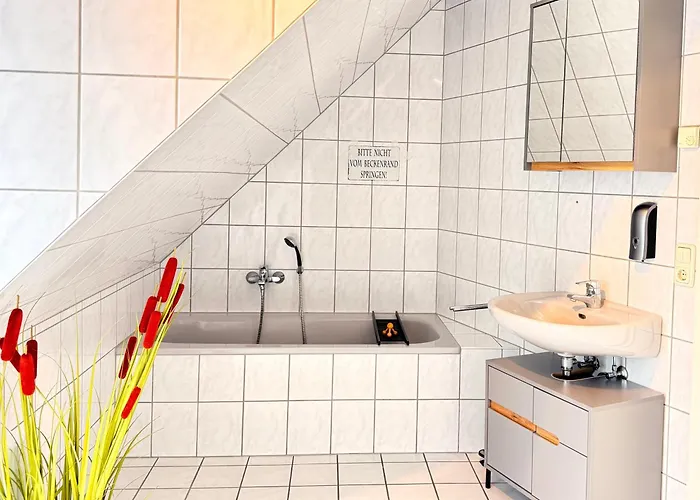 Femo Schick Und Edel Kpl Wohungen 2 Baeder Eigener Eingang Apartamento Burbach (Siegen-Wittgenstein)